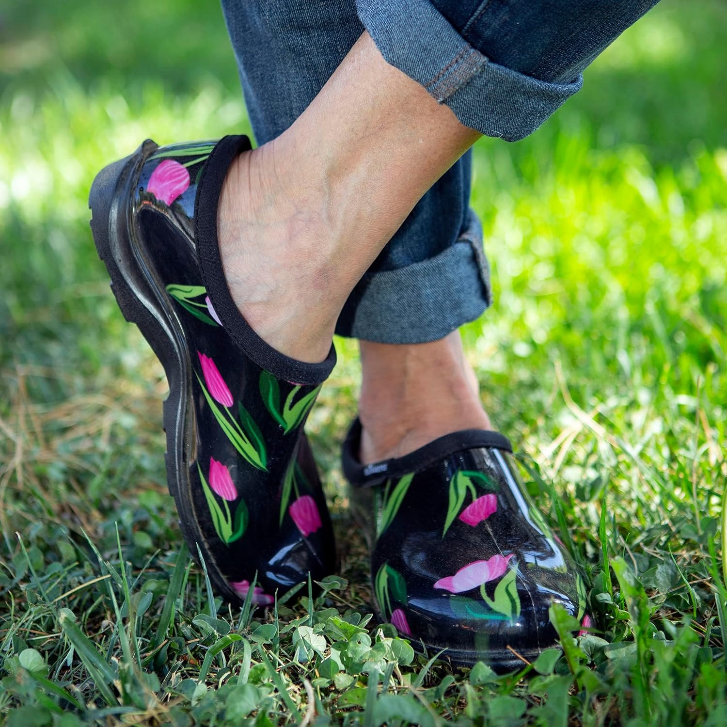 image:imageSloggers Original Waterproof Rain and Garden Shoe for Women Outdoor SlipOn Garden ClogTulip Black Print